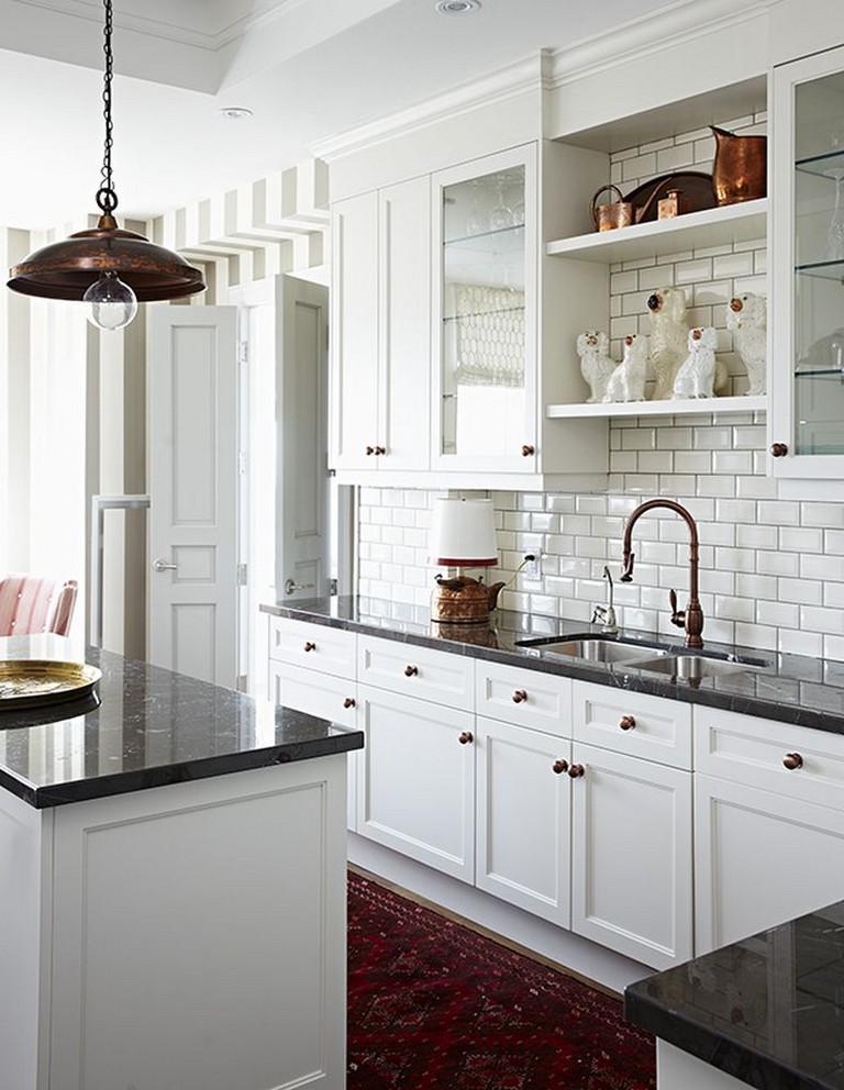 28 Amazing Kitchen Backsplash with White Cabinets Ideas - Page 14 of 28